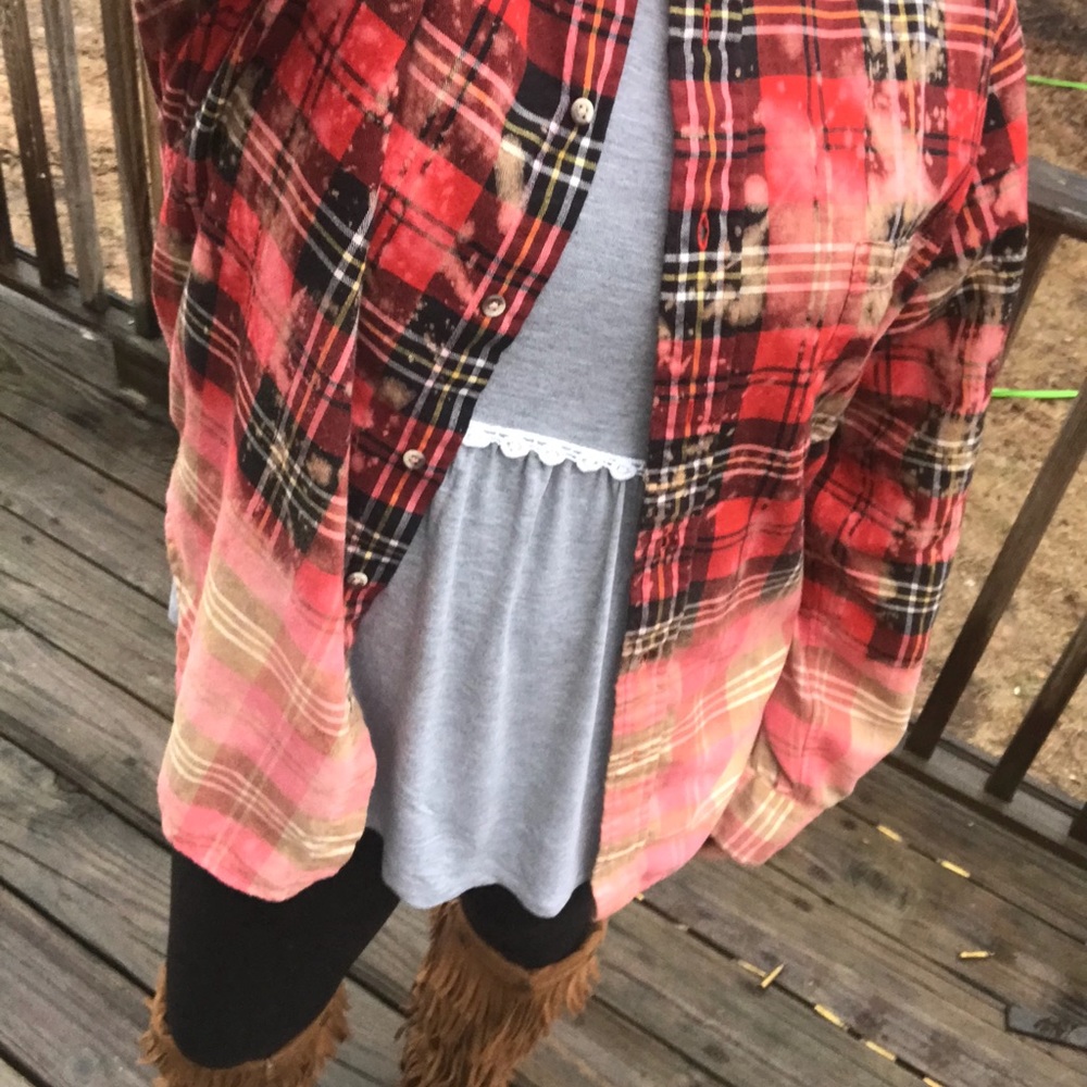 Angie’s Funky Flannels oversized M